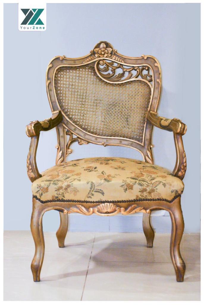 Classic salon set by Your Zone Furniture