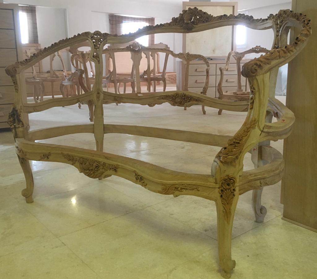 Classic salon set by Your Zone Furniture