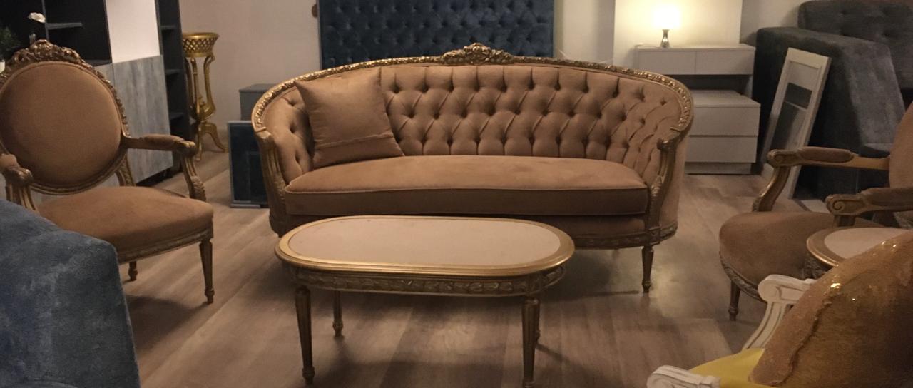 Classic salon set by Your Zone Furniture