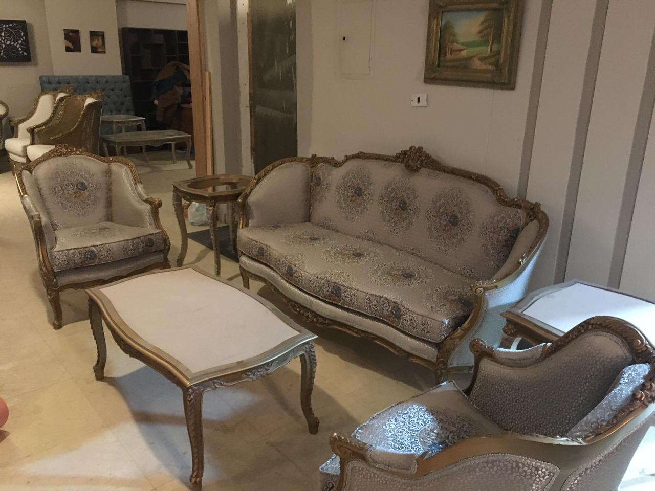 Classic salon set by Your Zone Furniture