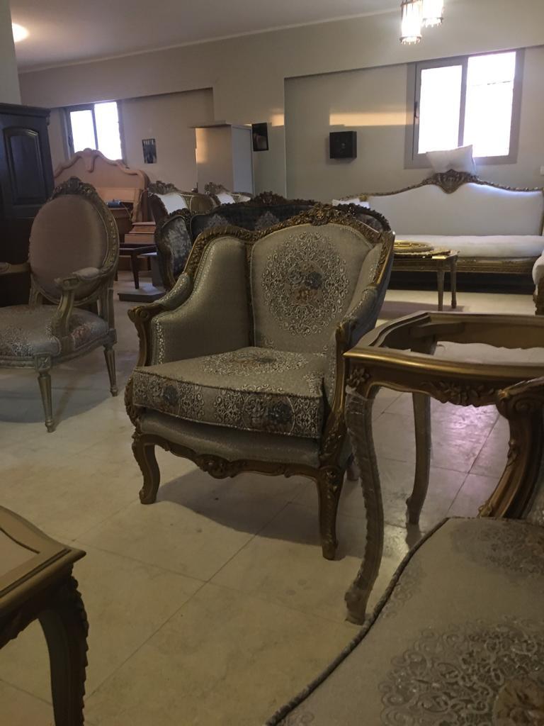 Classic salon set by Your Zone Furniture