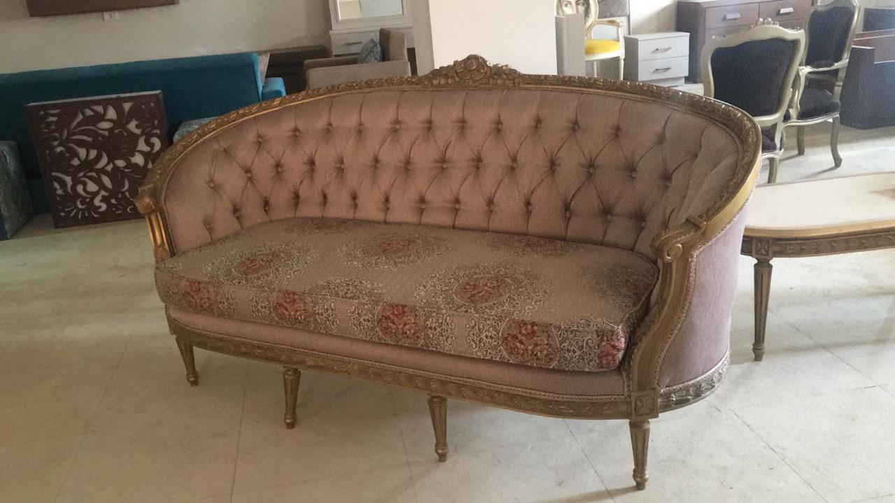 Classic salon set by Your Zone Furniture