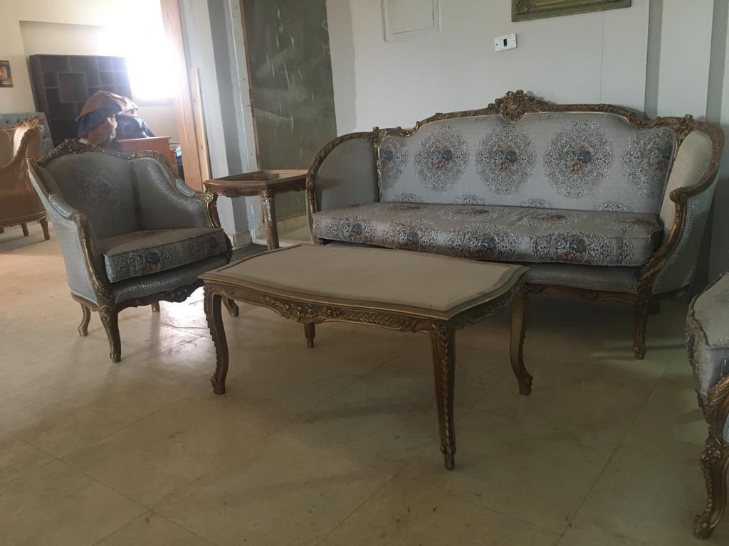 Classic salon set by Your Zone Furniture