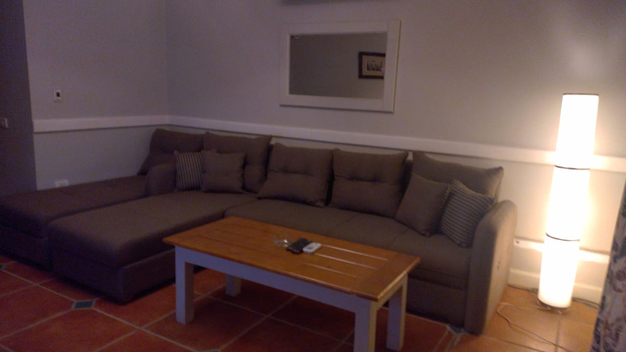 Classic salon set by Your Zone Furniture