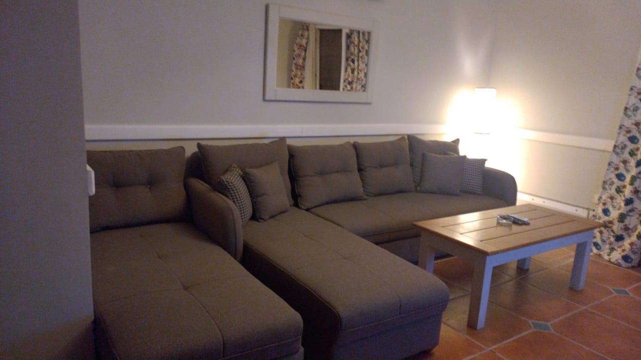 Classic salon set by Your Zone Furniture